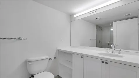555 NE 34th Street Miami FL 33137
