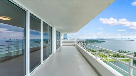 555 NE 34th Street Miami FL 33137