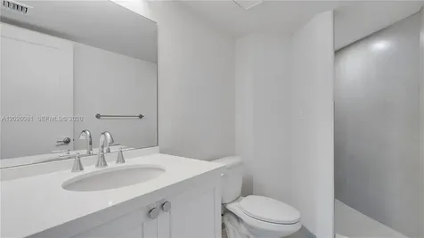 555 NE 34th Street Miami FL 33137