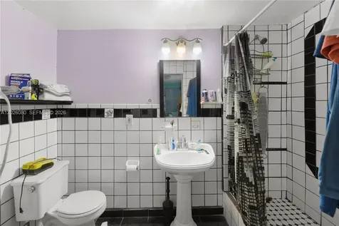 1975 SW 41st Avenue Fort Lauderdale FL 33317