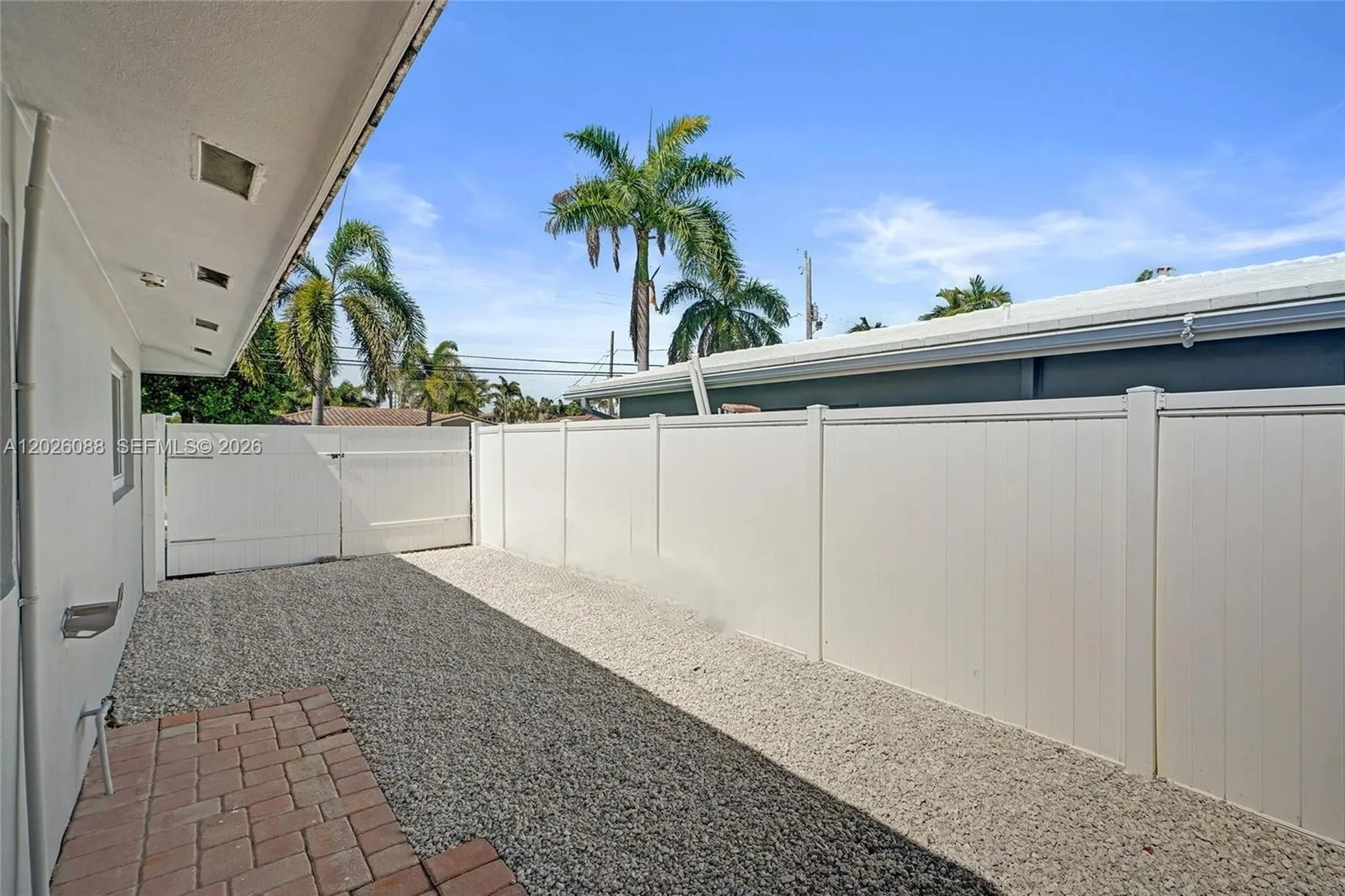 200 SE 3rd Street Pompano Beach FL 33060