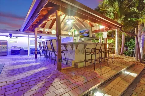 200 SE 3rd Street Pompano Beach FL 33060
