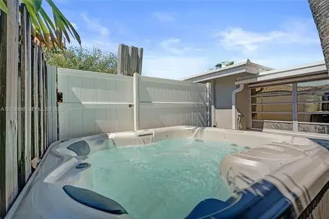 200 SE 3rd Street Pompano Beach FL 33060
