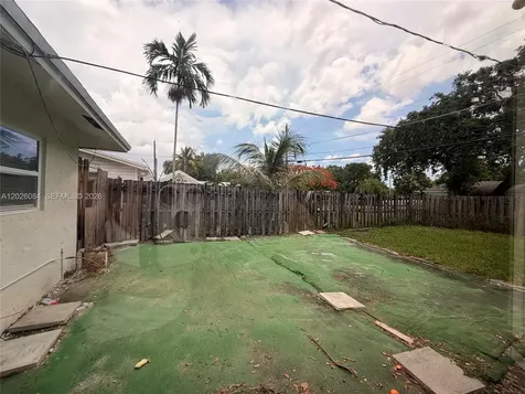 5180 SW 27th Terrace Dania Beach FL 33312