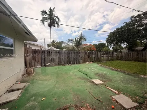 5180 SW 27th Terrace Dania Beach FL 33312