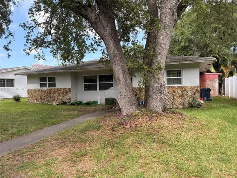 5180 SW 27th Terrace Dania Beach FL 33312