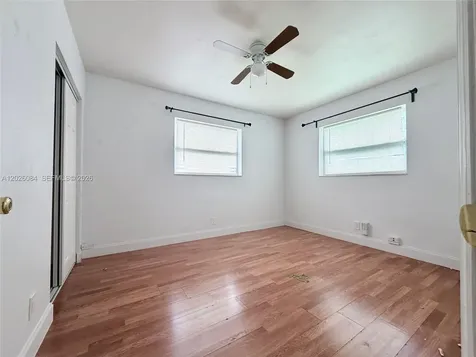 5180 SW 27th Terrace Dania Beach FL 33312