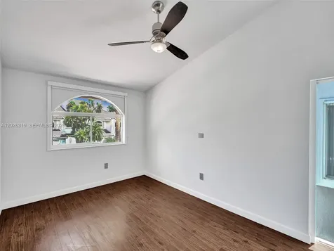 20938 NE 37th Court Aventura FL 33180