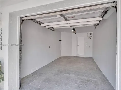 20938 NE 37th Court Aventura FL 33180