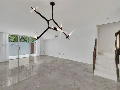 20938 NE 37th Court Aventura FL 33180