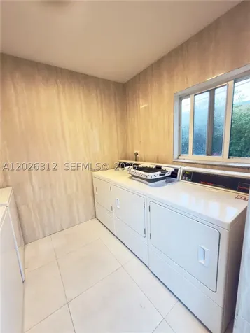 1043 94th Street Bay Harbor Islands FL 33154