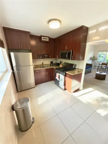 1043 94th Street Bay Harbor Islands FL 33154