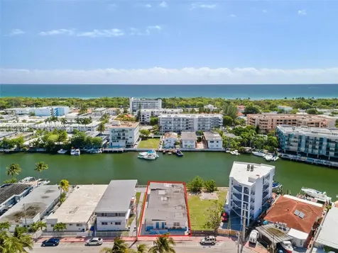 8135 Crespi Boulevard Miami Beach FL 33141