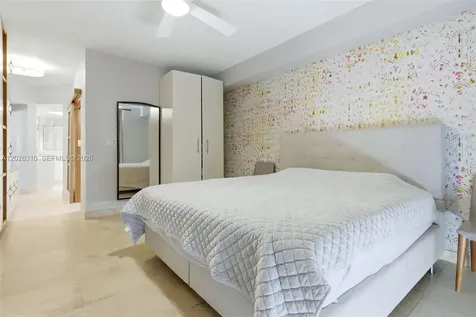 140 Meridian Avenue Miami Beach FL 33139