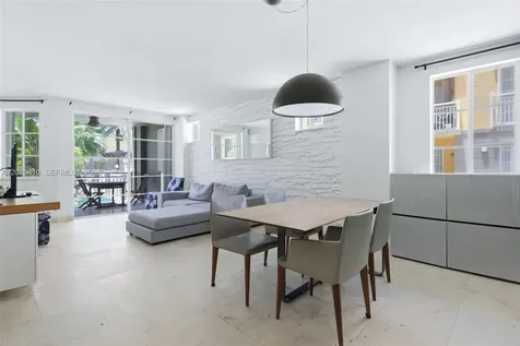 140 Meridian Avenue Miami Beach FL 33139