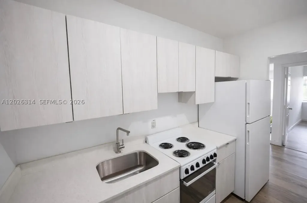 7600 Dickens Avenue Miami Beach FL 33141