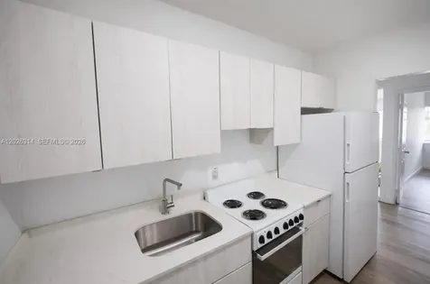7600 Dickens Avenue Miami Beach FL 33141