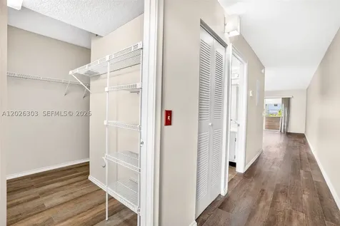 1400 SW 124th Terrace Pembroke Pines FL 33027