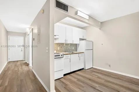 1400 SW 124th Terrace Pembroke Pines FL 33027