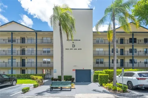 900 SW 128th Avenue Pembroke Pines FL 33027