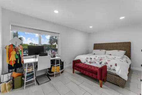 7765 SW 86th Street Miami FL 33143