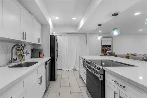 7765 SW 86th Street Miami FL 33143