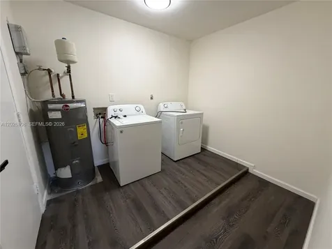 653 NE Atlas Avenue Palm Bay FL 32905