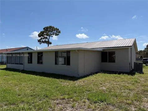 653 NE Atlas Avenue Palm Bay FL 32905