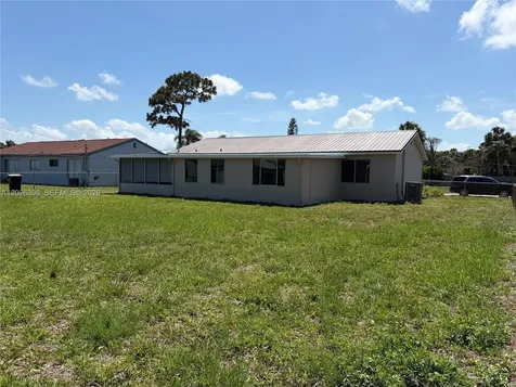 653 NE Atlas Avenue Palm Bay FL 32905