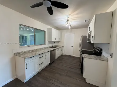 653 NE Atlas Avenue Palm Bay FL 32905