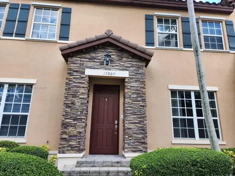 17009 SW 94th Terrace Miami FL 33196