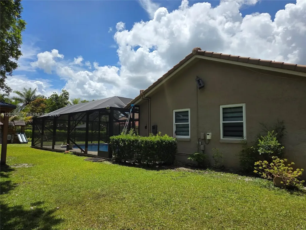 12201 NW 2nd Place Coral Springs FL 33071