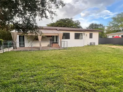 3240 SW 57th Avenue Miami FL 33155