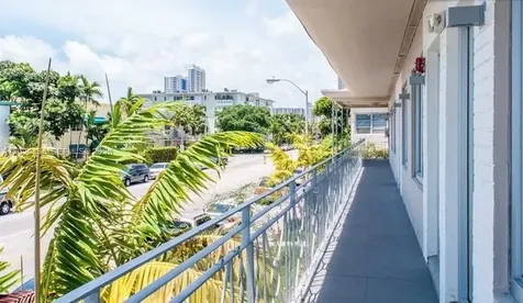801 15th Street Miami Beach FL 33139