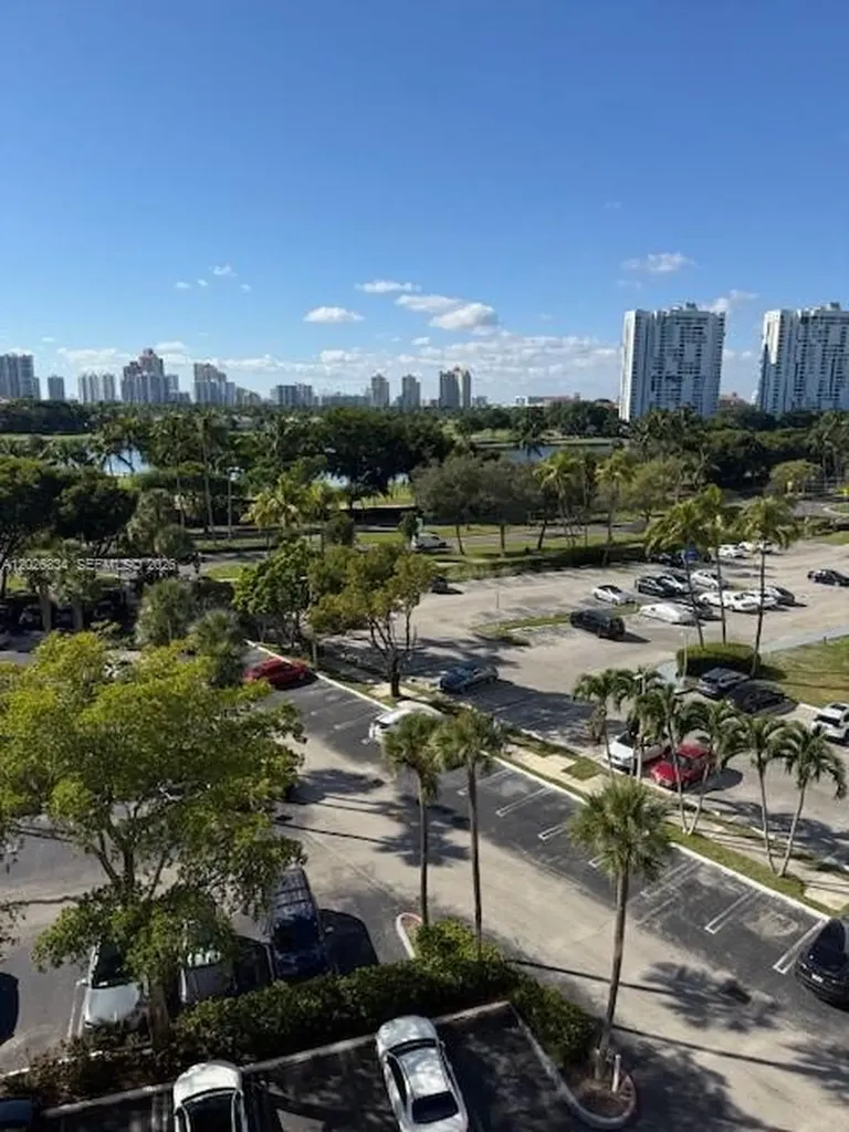 3701 N Country Club Drive Aventura FL 33180