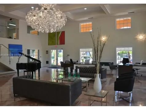 9621 Fontainebleau Boulevard Miami FL 33172