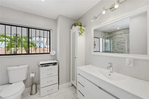 13523 SW 59th Terrace Miami FL 33183