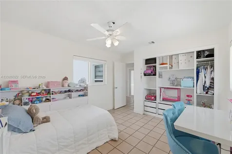 13523 SW 59th Terrace Miami FL 33183