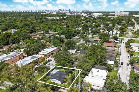 6198 SW 63rd Street South Miami FL 33143