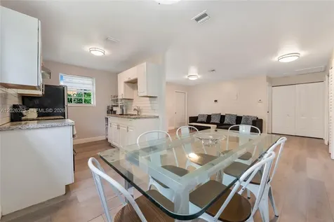 6198 SW 63rd Street South Miami FL 33143