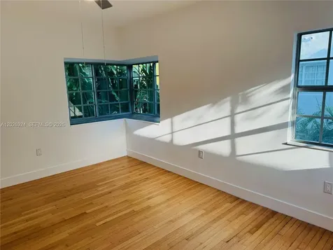 2921 Sheridan Avenue Miami Beach FL 33140