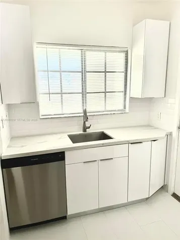 2921 Sheridan Avenue Miami Beach FL 33140