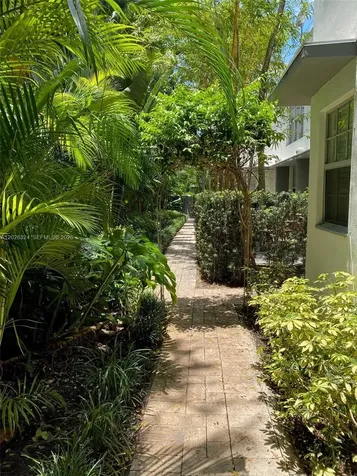 2921 Sheridan Avenue Miami Beach FL 33140