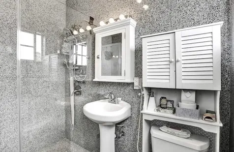 2921 Sheridan Avenue Miami Beach FL 33140
