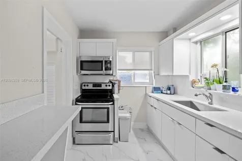 2355 SW 36th Avenue Miami FL 33145