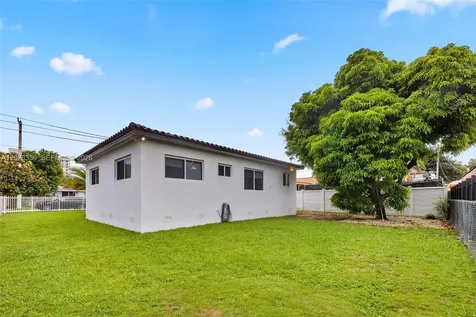2355 SW 36th Avenue Miami FL 33145