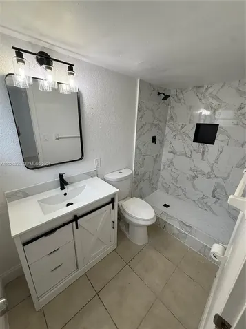 15221 NE 6th Avenue Miami FL 33162