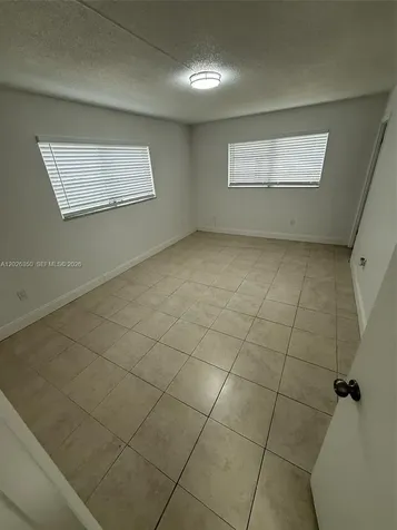 15221 NE 6th Avenue Miami FL 33162