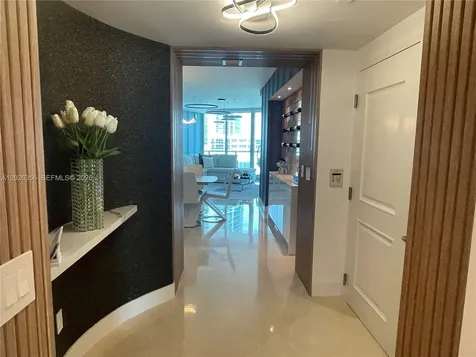 3101 S Ocean Drive Hollywood FL 33019