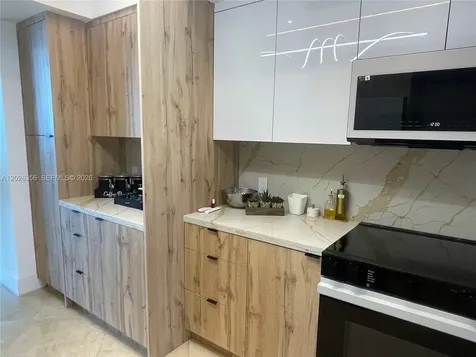 3101 S Ocean Drive Hollywood FL 33019
